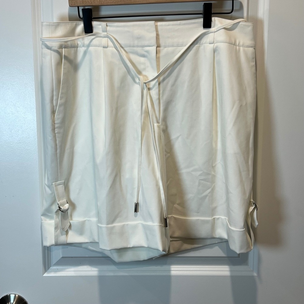 Calvin Klein Womens Dress Shorts Cuffed Buckle Detail White 12